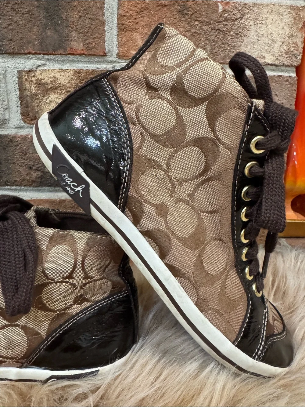 Coach Brown Signature High-Top Lace-up Sneakers Sz 7.5B